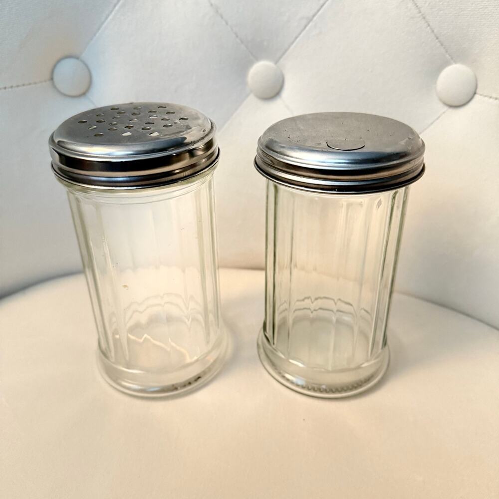 2 pc Set - 
12 oz Glass Shaker Set